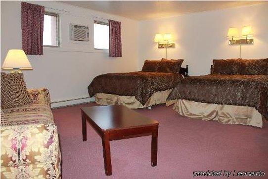 Berkshire Inn Pittsfield Δωμάτιο φωτογραφία